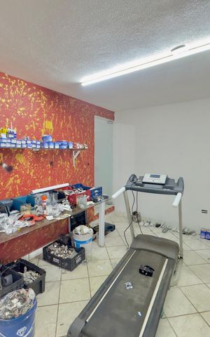 Casa para alugar com 1200m², 4 quartos e 10 vagas Casa para alugar com 1200m², 4 quartos e 10 vagasQuarto 1 casa 2