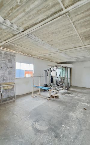 Casa para alugar com 1200m², 4 quartos e 10 vagas Casa para alugar com 1200m², 4 quartos e 10 vagasTerraço