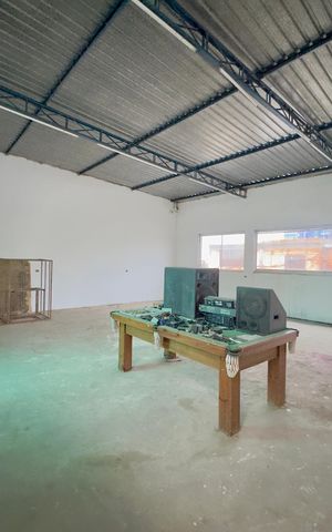 Casa para alugar com 1200m², 4 quartos e 10 vagas Casa para alugar com 1200m², 4 quartos e 10 vagasTerraço