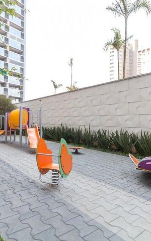 Studio para alugar com 28m², 1 quarto e 1 vaga Studio para alugar com 28m², 1 quarto e 1 vagaÁrea comum - Playground