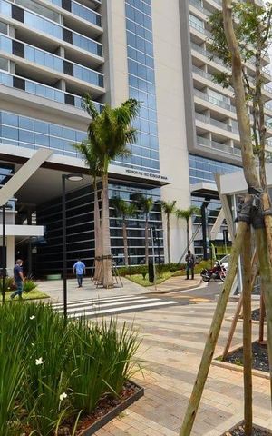 Studio para alugar com 28m², 1 quarto e 1 vaga Studio para alugar com 28m², 1 quarto e 1 vagaFachada