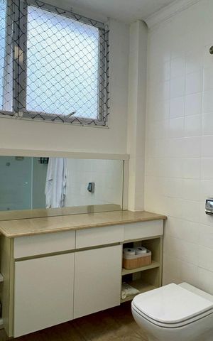 Apartamento à venda com 105m², 2 quartos e 1 vaga Apartamento à venda com 105m², 2 quartos e 1 vagaBanheiro
