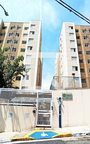 Apartamento para alugar com 46m², 2 quartos e 1 vaga Apartamento para alugar com 46m², 2 quartos e 1 vagaFachada e portaria