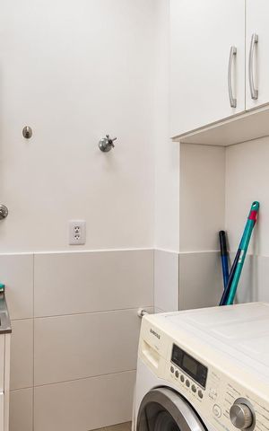 Apartamento para alugar com 80m², 2 quartos e 2 vagas Apartamento para alugar com 80m², 2 quartos e 2 vagasÁrea de serviço