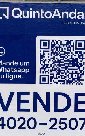 Apartamento à venda com 64m², 2 quartos e 1 vaga Apartamento à venda com 64m², 2 quartos e 1 vagaPlaquinha Instalada
