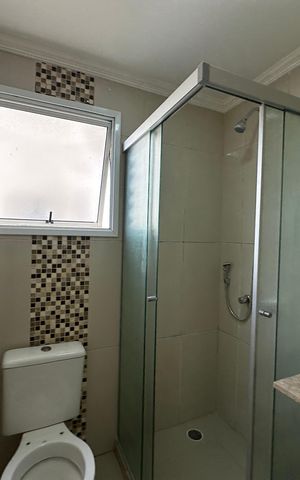 Apartamento para alugar com 150m², 3 quartos e 1 vaga Apartamento para alugar com 150m², 3 quartos e 1 vagaBanheiro da Suíte