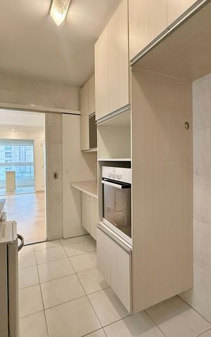 Apartamento para alugar com 126m², 3 quartos e 3 vagas Apartamento para alugar com 126m², 3 quartos e 3 vagasCozinha