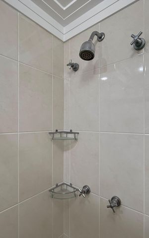 Apartamento para alugar com 126m², 3 quartos e 3 vagas Apartamento para alugar com 126m², 3 quartos e 3 vagasBanheiro Suíte 3