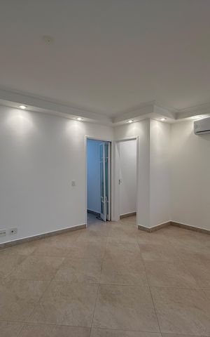 Apartamento para alugar com 126m², 3 quartos e 3 vagas Apartamento para alugar com 126m², 3 quartos e 3 vagasSala