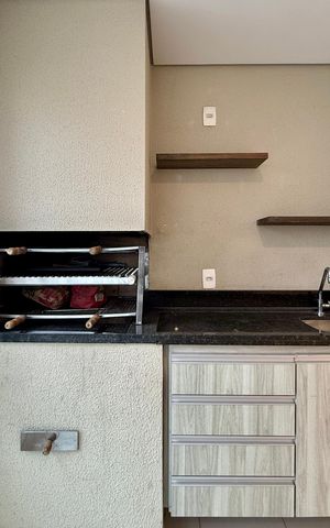 Apartamento para alugar com 126m², 3 quartos e 3 vagas Apartamento para alugar com 126m², 3 quartos e 3 vagasVaranda