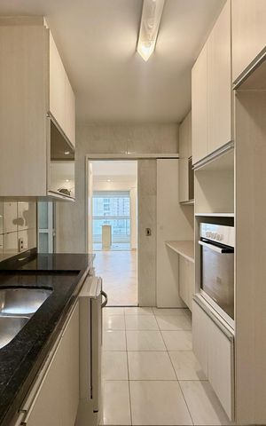 Apartamento para alugar com 126m², 3 quartos e 3 vagas Apartamento para alugar com 126m², 3 quartos e 3 vagasCozinha