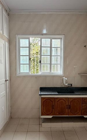 Casa para alugar com 200m², 4 quartos e 3 vagasCozinha