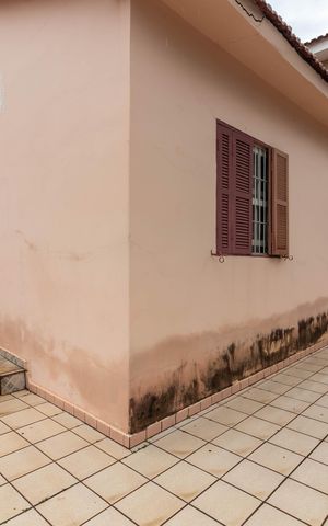 Casa à venda com 123m², 2 quartos e sem vaga Casa à venda com 123m², 2 quartos e sem vagaVaranda