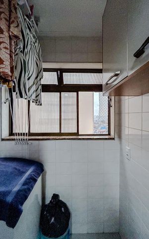 Apartamento à venda com 61m², 3 quartos e 1 vagaÁrea de Serviço