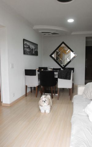 Apartamento à venda com 70m², 2 quartos e 1 vaga Apartamento à venda com 70m², 2 quartos e 1 vagaSala