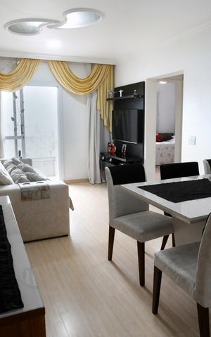 Apartamento à venda com 70m², 2 quartos e 1 vaga Apartamento à venda com 70m², 2 quartos e 1 vagaSala