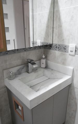 Apartamento à venda com 70m², 2 quartos e 1 vaga Apartamento à venda com 70m², 2 quartos e 1 vagaBanheiro