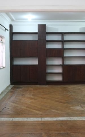 Casa para alugar com 255m², 4 quartos e 2 vagasSala