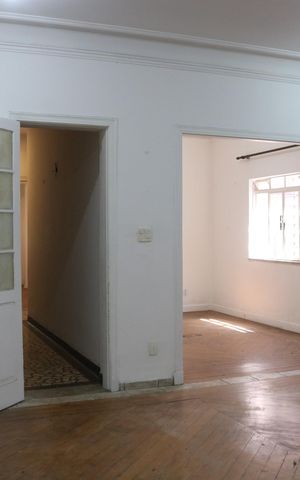 Casa para alugar com 255m², 4 quartos e 2 vagasSala