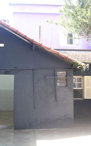 Casa para alugar com 255m², 4 quartos e 2 vagasEdícula 