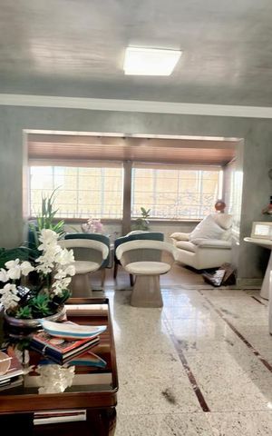 Apartamento à venda com 340m², 4 quartos e 3 vagas