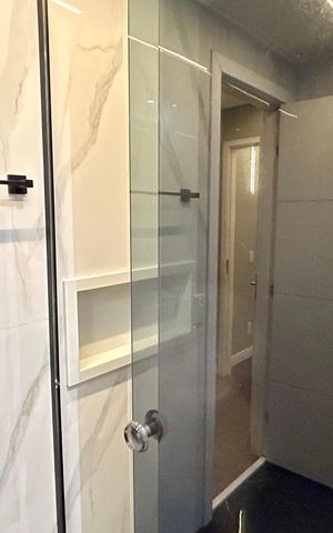 Apartamento para alugar com 90m², 3 quartos e 2 vagas Apartamento para alugar com 90m², 3 quartos e 2 vagasBanheiro da Suíte