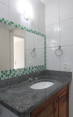 Casa de condomínio para alugar com 120m², 2 quartos e sem vagaBanheiro