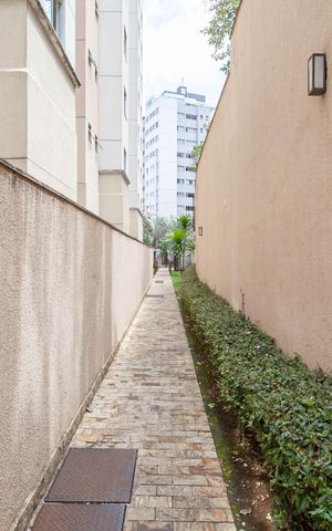 Apartamento para alugar com 65m², 2 quartos e 1 vagaEntrada