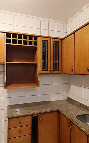 Apartamento para alugar com 145m², 2 quartos e 1 vagaCozinha - Armários
