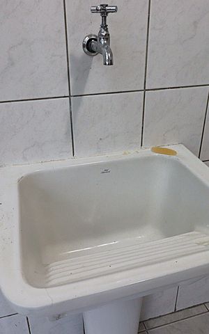 Apartamento para alugar com 145m², 2 quartos e 1 vagaÁrea de Serviço