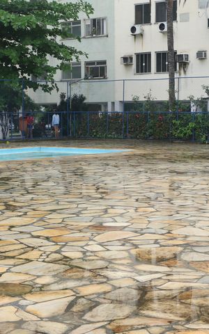 Apartamento para alugar com 65m², 2 quartos e 1 vagaÁrea comum - Piscina