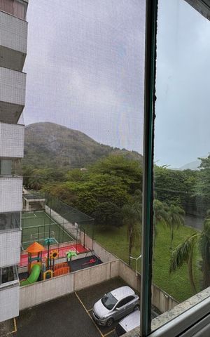 Apartamento à venda com 80m², 3 quartos e 1 vaga Apartamento à venda com 80m², 3 quartos e 1 vagaVaranda
