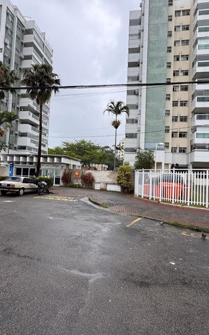 Apartamento à venda com 80m², 3 quartos e 1 vaga Apartamento à venda com 80m², 3 quartos e 1 vagaFachada