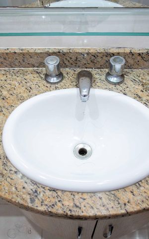 Apartamento para alugar com 70m², 3 quartos e 2 vagasBanheiro da Suíte