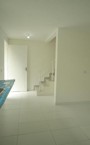 Casa à venda com 90m², 2 quartos e 1 vagaCozinha 