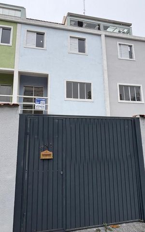 Casa à venda com 90m², 2 quartos e 1 vagaFachada 
