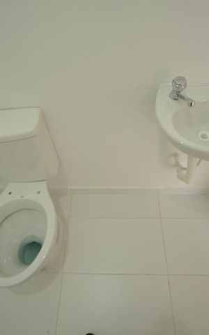 Casa à venda com 90m², 2 quartos e 1 vagaLavabo da Sala 