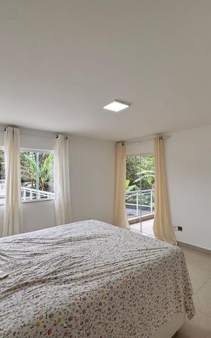 Casa de condomínio à venda com 480m², 6 quartos e 2 vagas Casa de condomínio à venda com 480m², 6 quartos e 2 vagasSuíte 4