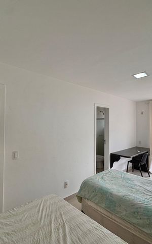Casa de condomínio à venda com 480m², 6 quartos e 2 vagas Casa de condomínio à venda com 480m², 6 quartos e 2 vagasSuíte 2