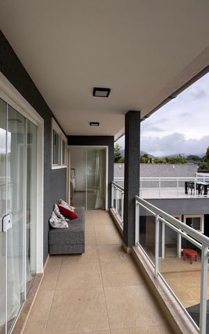 Casa de condomínio à venda com 480m², 6 quartos e 2 vagas Casa de condomínio à venda com 480m², 6 quartos e 2 vagasSuíte 4 - Varanda