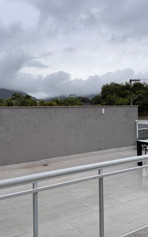 Casa de condomínio à venda com 480m², 6 quartos e 2 vagas Casa de condomínio à venda com 480m², 6 quartos e 2 vagasSuíte 4 - Varanda