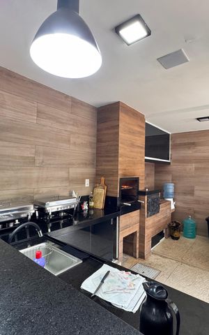 Casa de condomínio à venda com 480m², 6 quartos e 2 vagas Casa de condomínio à venda com 480m², 6 quartos e 2 vagasVista externa