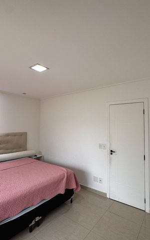 Casa de condomínio à venda com 480m², 6 quartos e 2 vagas Casa de condomínio à venda com 480m², 6 quartos e 2 vagasSuíte 1