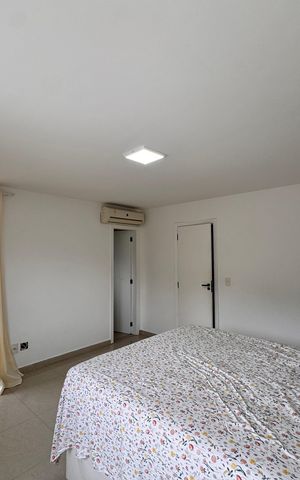 Casa de condomínio à venda com 480m², 6 quartos e 2 vagas Casa de condomínio à venda com 480m², 6 quartos e 2 vagasSuíte 4