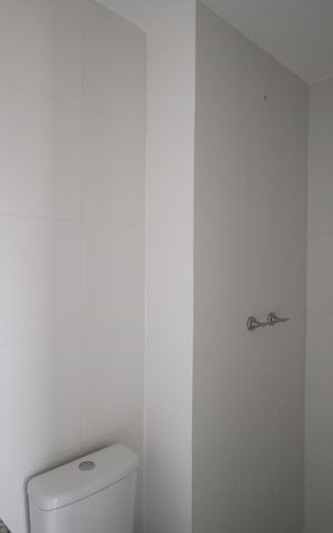 Apartamento à venda com 56m², 2 quartos e 1 vagaBanheiro da Suíte 2