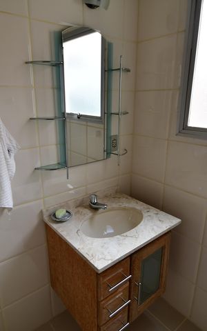 Apartamento para alugar com 65m², 2 quartos e 1 vagaBanheiro