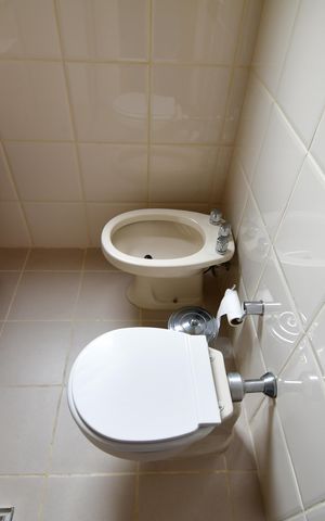 Apartamento para alugar com 65m², 2 quartos e 1 vagaBanheiro