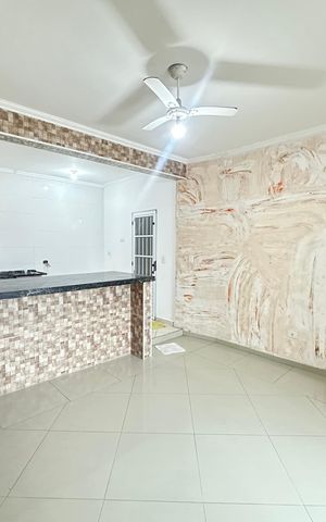Casa para alugar com 70m², 2 quartos e sem vaga Casa para alugar com 70m², 2 quartos e sem vagaSala