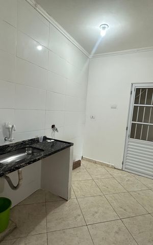 Casa para alugar com 70m², 2 quartos e sem vaga Casa para alugar com 70m², 2 quartos e sem vagaCozinha