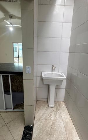 Casa para alugar com 70m², 2 quartos e sem vaga Casa para alugar com 70m², 2 quartos e sem vagaCozinha e Área de Serviço